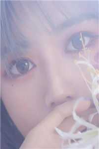 嫁给穷小子后，她成了百亿富婆