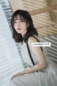 开局女帝为师，我出师便天下无敌