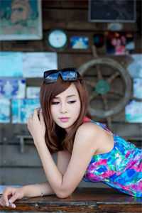 穿成虐文女主后，她大杀四方