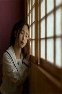 学校安全演习，你女儿核弹防爆？
