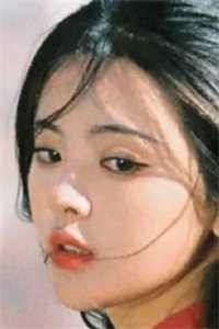 不装了！姐当红女星的身份瞒不住了