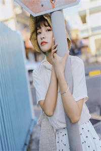 与君远相知，不道云海深