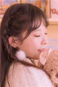 开局女帝为师，我出师便天下无敌