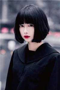 陆总，夫人说这婚迟早要离