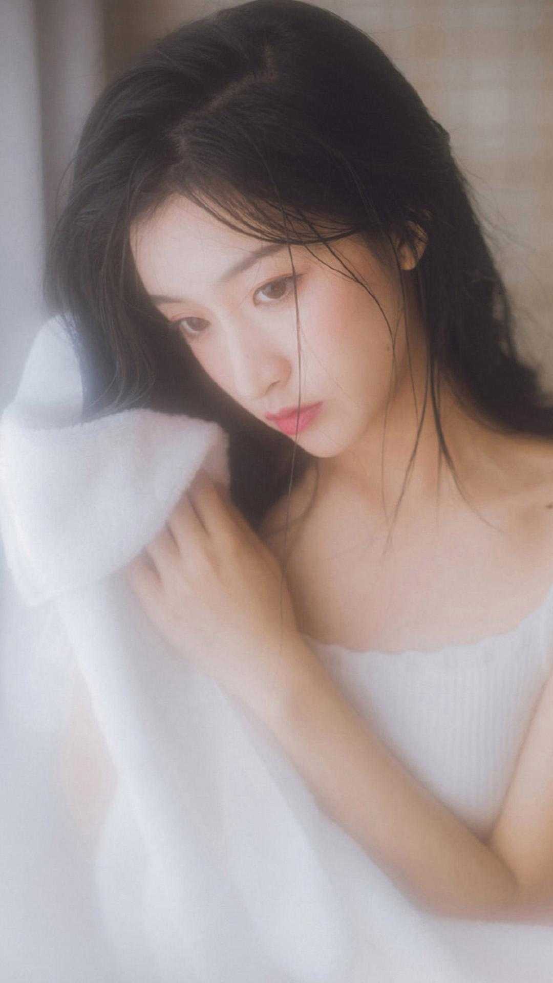 穿越后，农女忙着种田经商