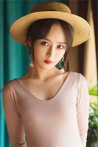离婚后，我被小鲜肉们围满了