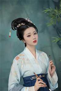 深夜看到妻子短信后,我彻夜未眠免费阅读