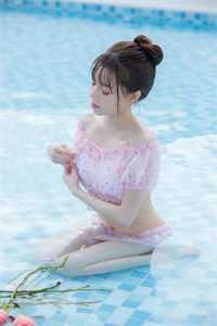 穿成八零小肥妻，闪婚部队高岭花