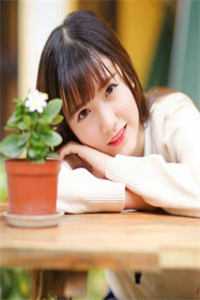 军婚撩人，病娇军王狂求我贴贴