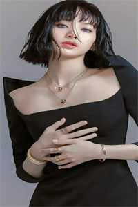 暗恋成真，我和女神先婚后爱