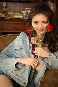 闪婚后，总裁老公日日勾欢