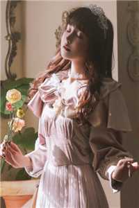 重生后闪婚首长，易孕军嫂养崽忙畅销书目