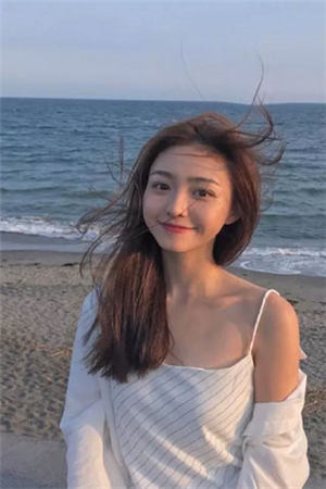 重生后闪婚首长，易孕军嫂养崽忙精品全集