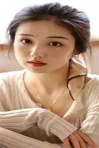 带着空间修炼后，她成了名门女将