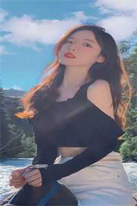 穿越后，资本闺女在乡下捡了一条龙脉全文小说