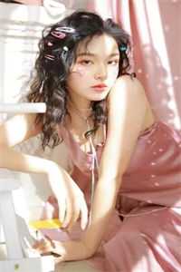 撩惹首长后,她在七零吃香喝辣!完整文本
