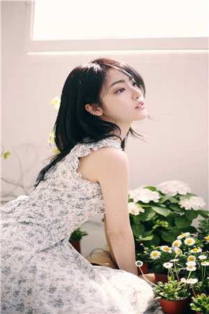 开局新手保护失灵，我靠苟活称霸了