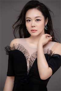 转行卖烧烤后，他桃花不断