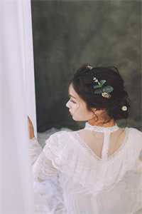 桃花柳万丝