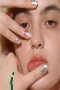 资助贫困生舍友，她逼我守女德完整文集
