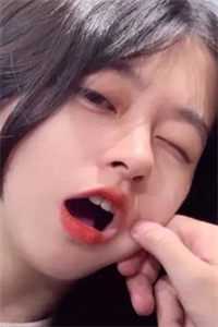 不就送她架私人飞机,你闹什么精选篇章