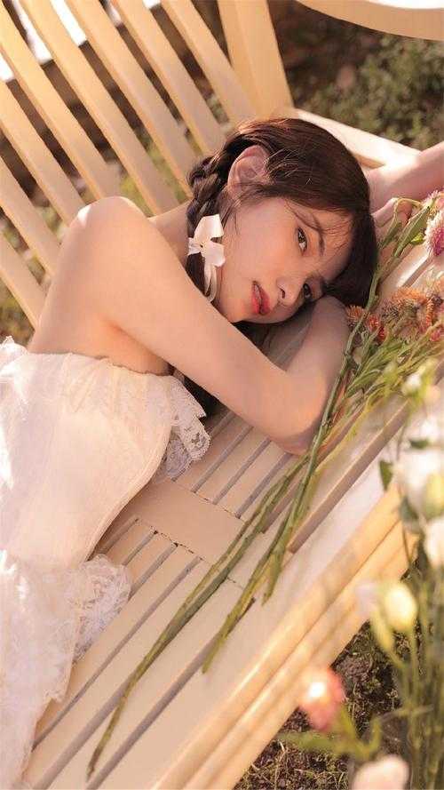畅读全文老公中了彩票后，搂着小三说要离婚