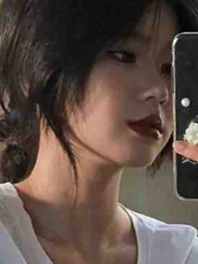 畅读精品小说室友美容上瘾，逼我们打针