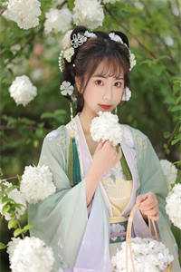 刘云李玉婷写的小说闻香识官途全文阅读