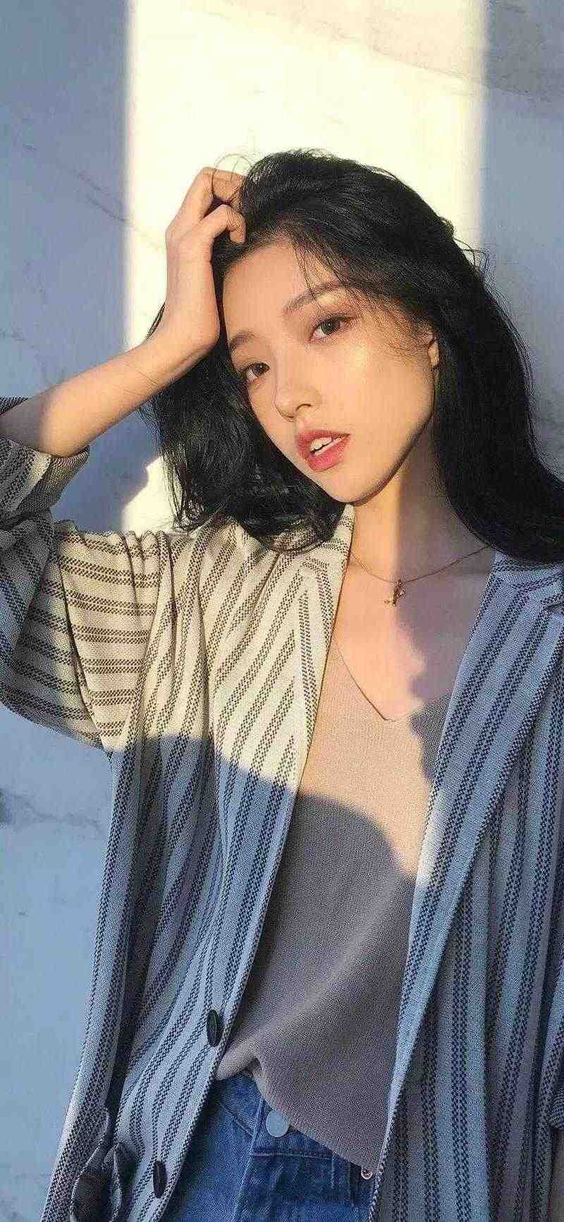 小说女朋友上岸提分手后，系统来了(张凡许思思)