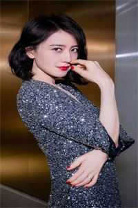 小说为留住皇后娘娘，陛下开始用男色了(凤宁萱萧赫)