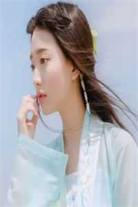 李青杨蜜的小说我，军火圈大佬，杨蜜带崽找上门