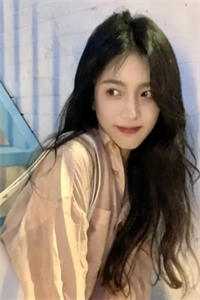 畅销书目冰雪大世界冰雕坍塌女友不救我，我退婚了