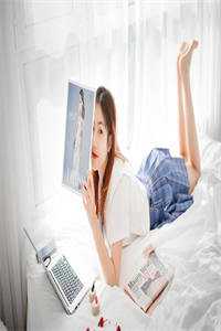 赵闵行李奈写的小说午夜时分，家里窗户忽然从外打开