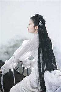 畅销小说春节女儿被狗咬，老公陪青梅去滑雪
