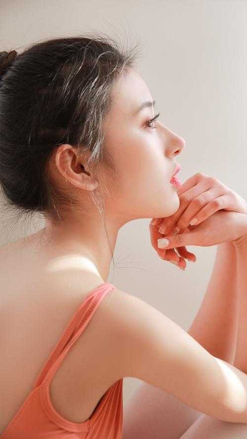 春节女儿被狗咬，老公陪青梅去滑雪畅销书目