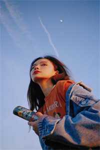 迈巴赫朱莉情人节,未婚妻把我给的豪车送给男大小说