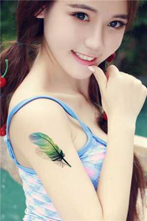 值班回家发现老婆的秘密精彩