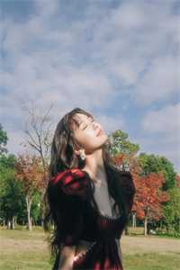 大年夜婆婆给妯娌两万丢给我女儿五块红包后，我把吃白食的一家轰前文+番外