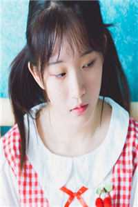 重生后，我靠氪金云养未来女帝沈云凌清雪小说