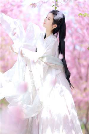 重生新婚夜，我把帝君让给他中媚毒的继妹by云浅应渊