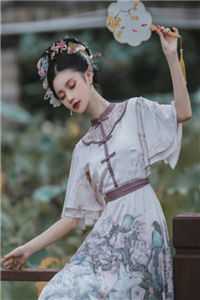 女儿患癌，老公掏光家底给白月光治病完整