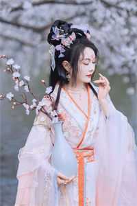 打脸冒充我千金身份的贫困生TXT