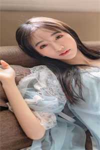 情人节，女友戴项圈和我约会免费