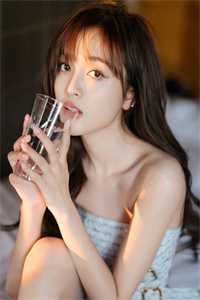 女朋友闺蜜追着要包养我无删减版