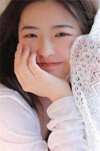 四岁女儿抱着我的尸体哭得撕心裂肺,他却和青梅在订婚无删减版