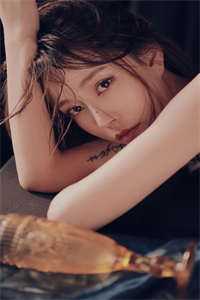 我落魄后，撞见女大学生前女友推荐