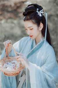 他的光穿透夜幕阅读