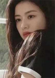 郝强北原写的小说穿到日本，我开局觉醒女友养成系统
