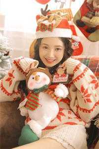 姐姐差点丧命时，父亲在陪小妈堆雪人后续