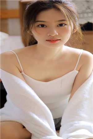我和闺蜜穿成婆媳后，携款潜逃了全文+后续